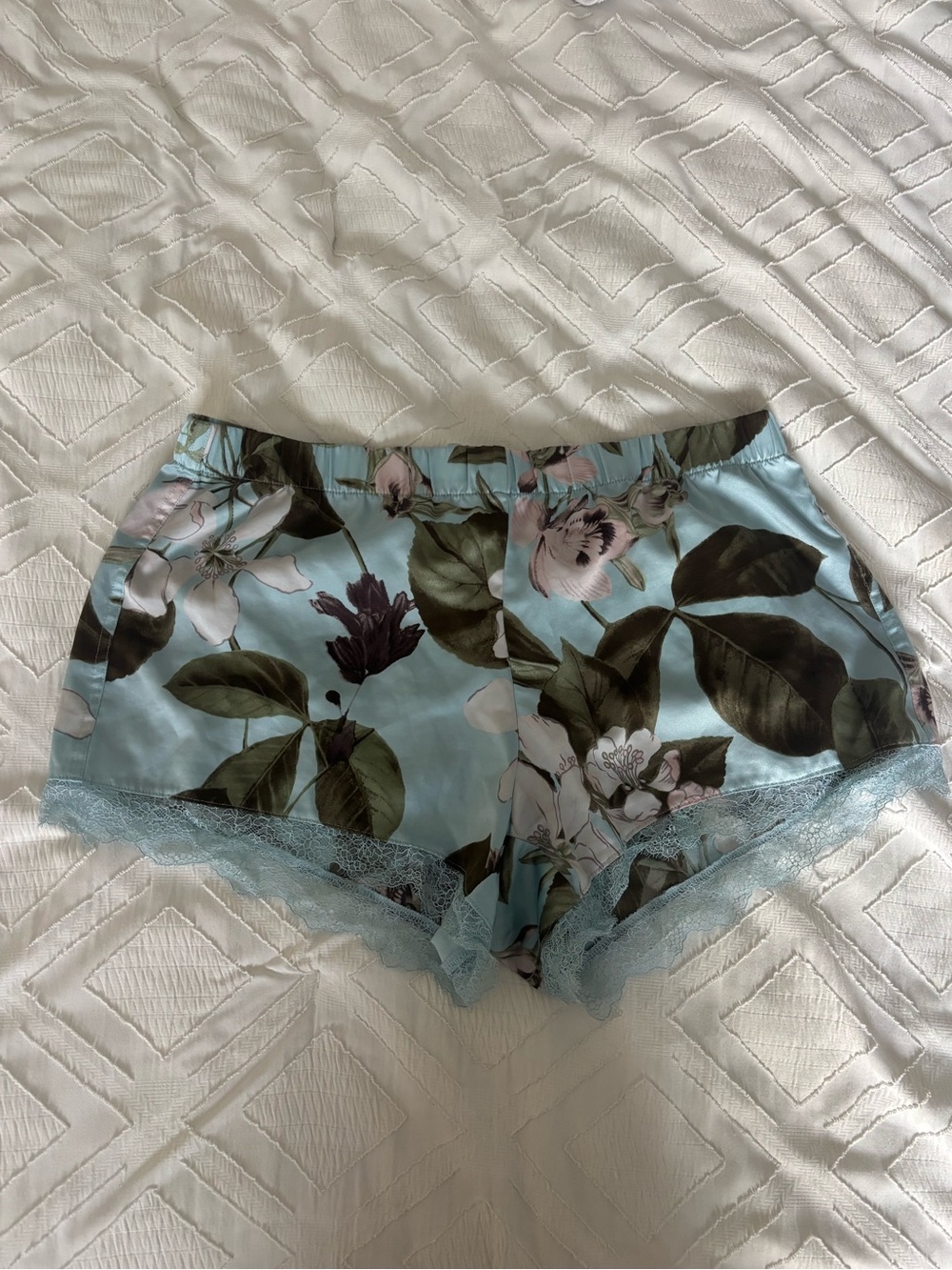 Victoria’s Secret Bridal Satin Pajama Shorts Blue Floral Lace Trim Small